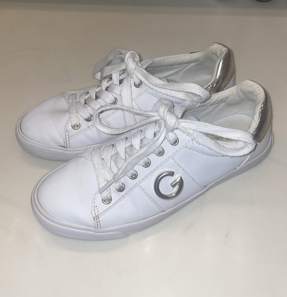 G by Guess Women’s White Silver Logo Sneakers Low Top Lace Up Size 6.5